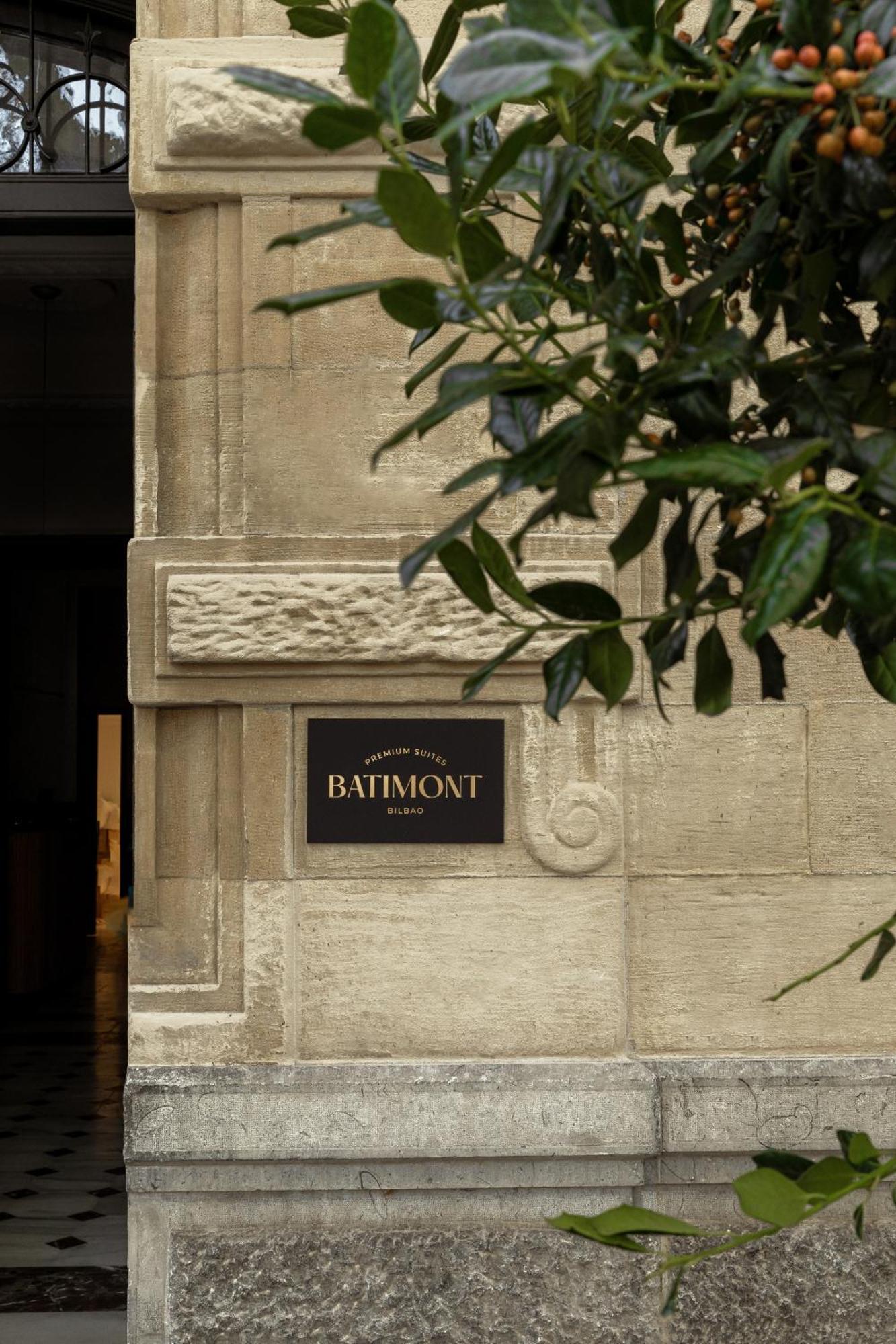 Batimont Suites & Apartments Bilbao Esterno foto