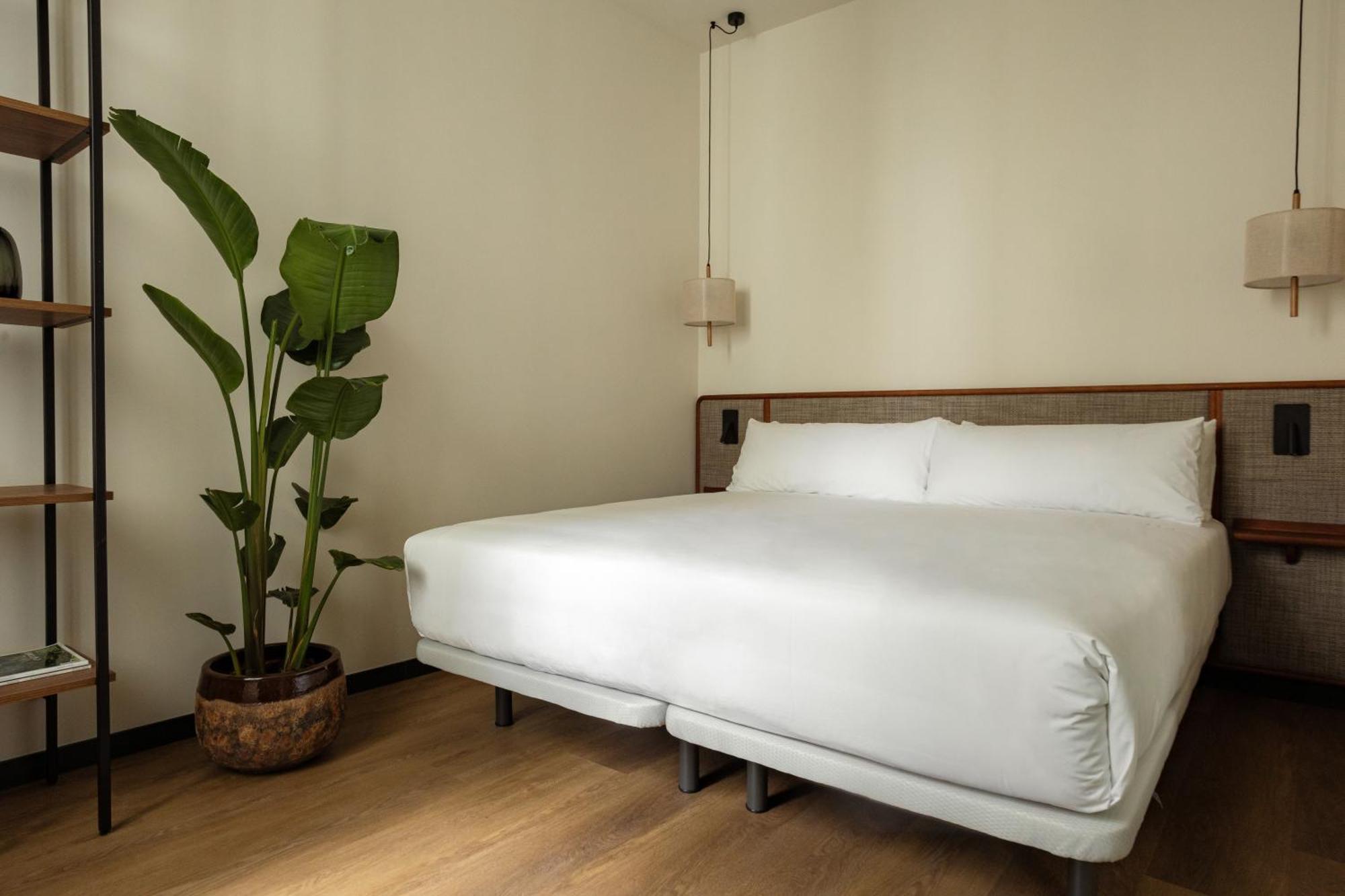Batimont Suites & Apartments Bilbao Esterno foto