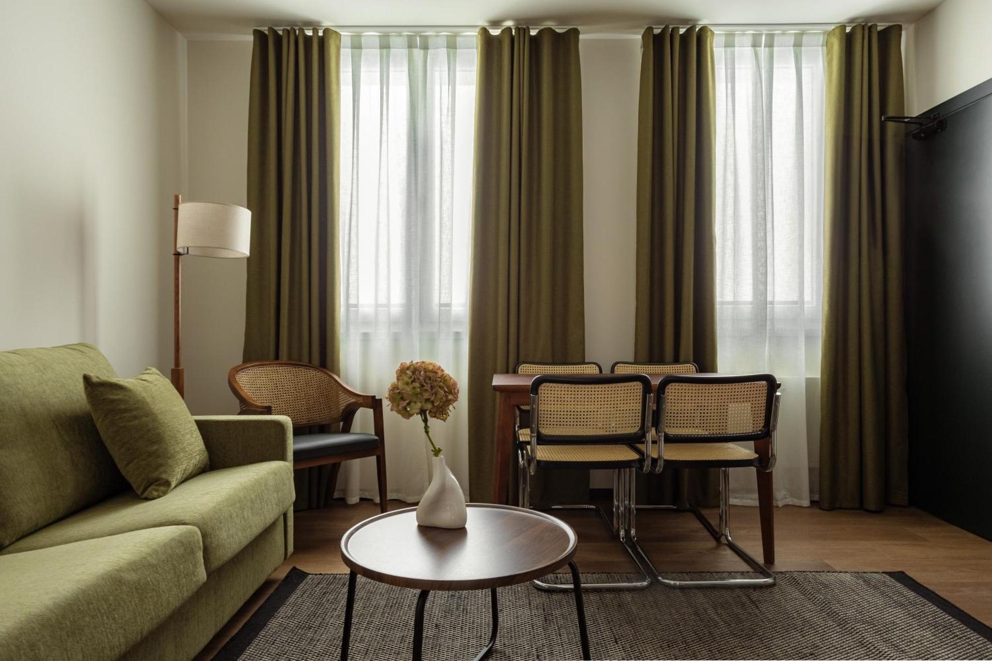 Batimont Suites & Apartments Bilbao Esterno foto